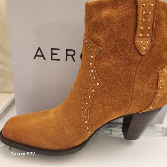 Aerosoles "Lazu" Tan Suede/Leather Boots. NIB. Size 12. Host pick. - Picture 4 of 11